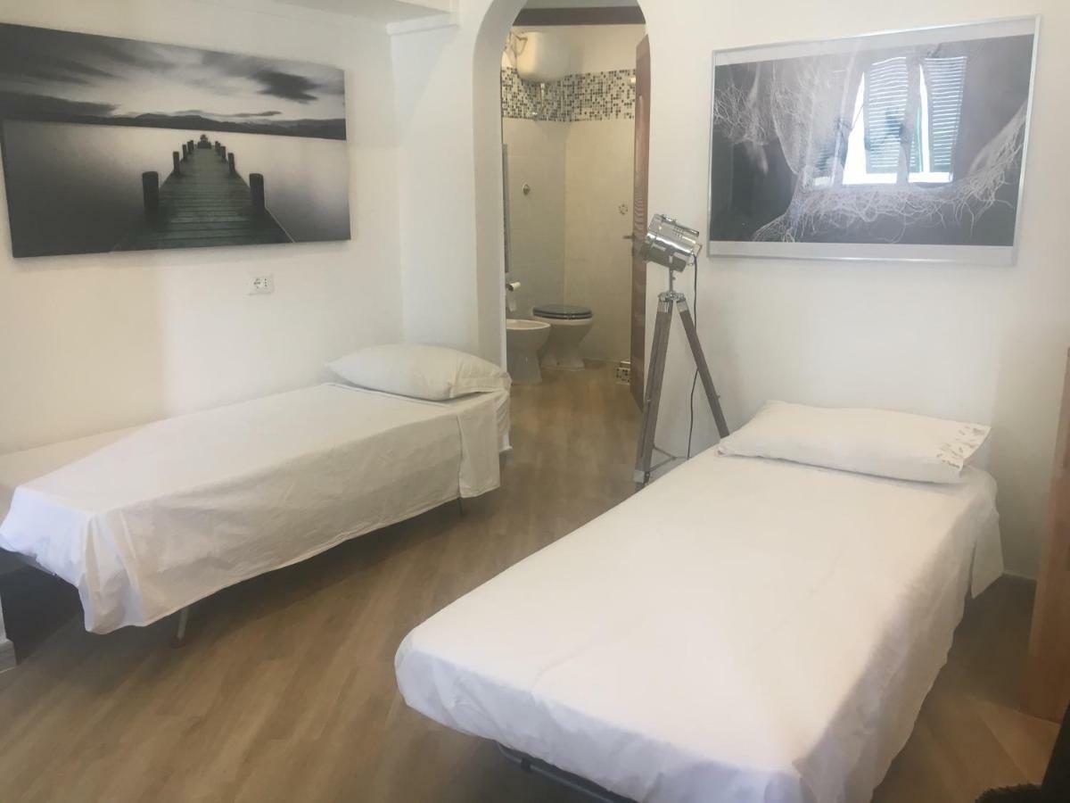New Maria'S House Livorno. La Fortezza Bagian luar foto